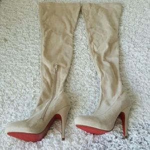 Beautiful Thigh High Heeled Boots